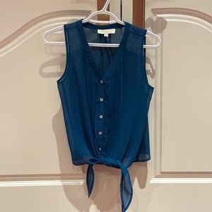 Sleeveless blouse chiffon